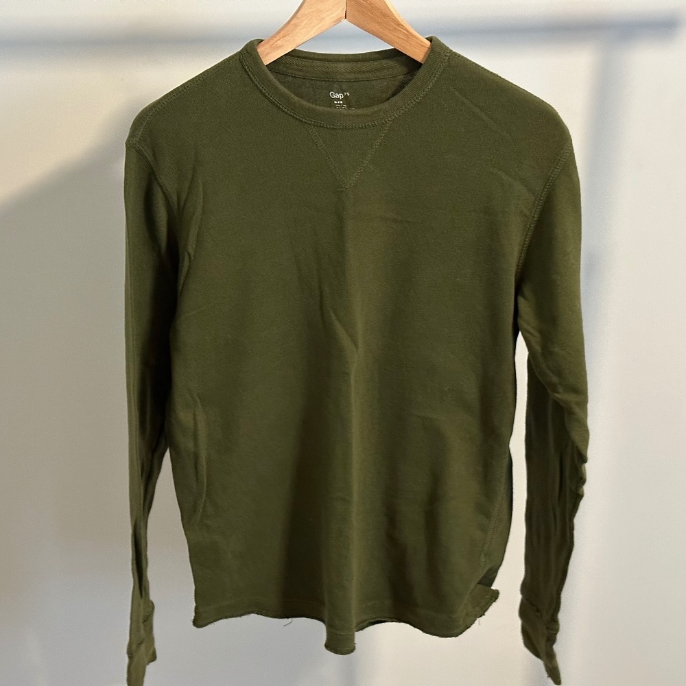 Gap long sleeve shirt